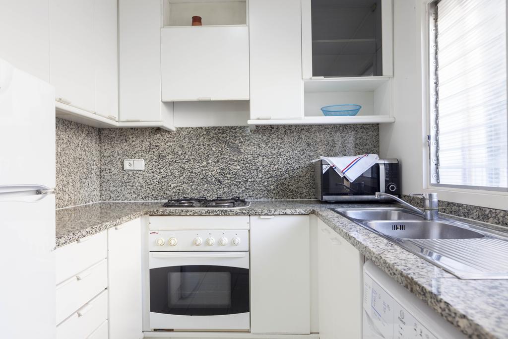 Apartment Sagrada Familia Барселона Номер фото